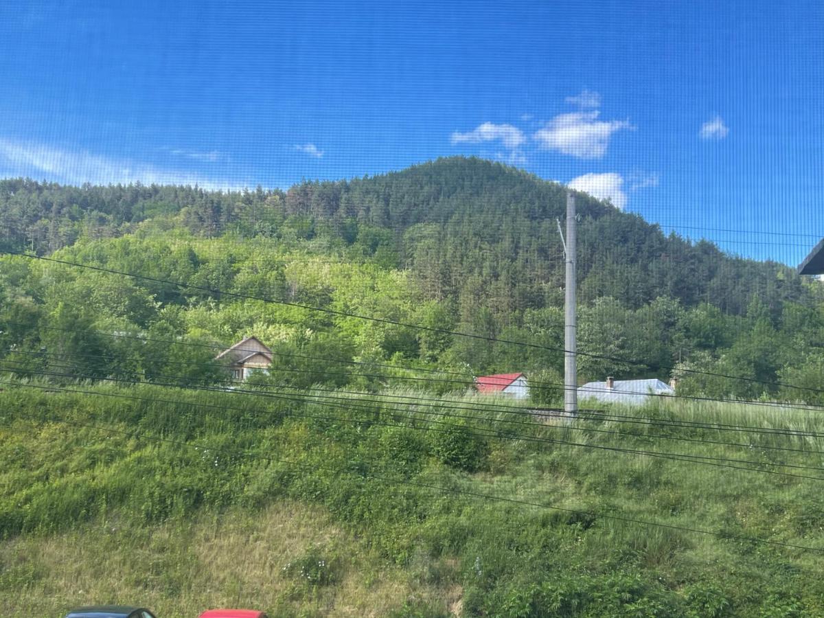 Apartament Bella Тыргу-Окна Экстерьер фото
