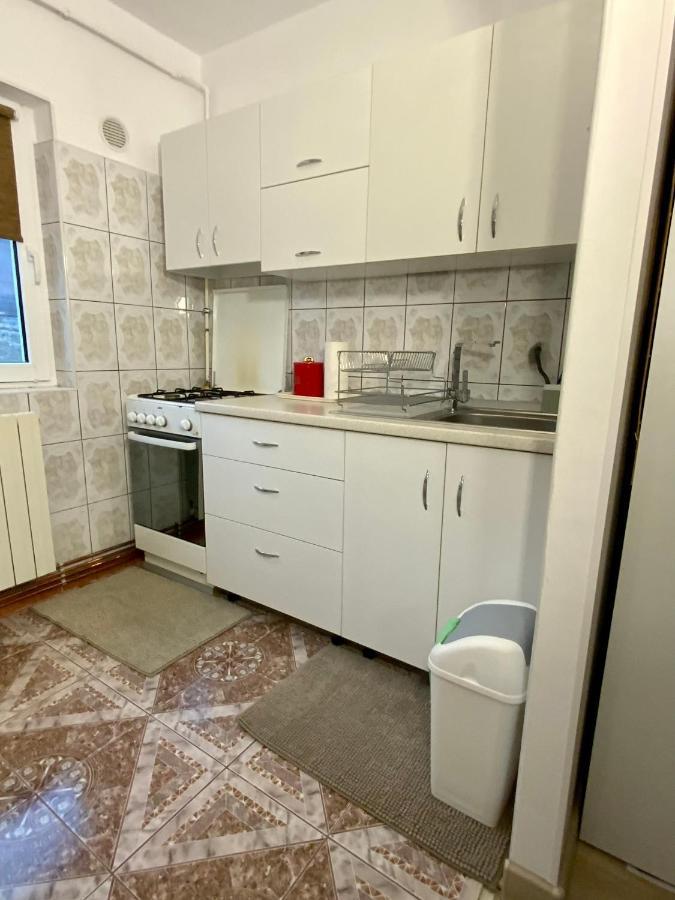 Apartament Bella Тыргу-Окна Экстерьер фото